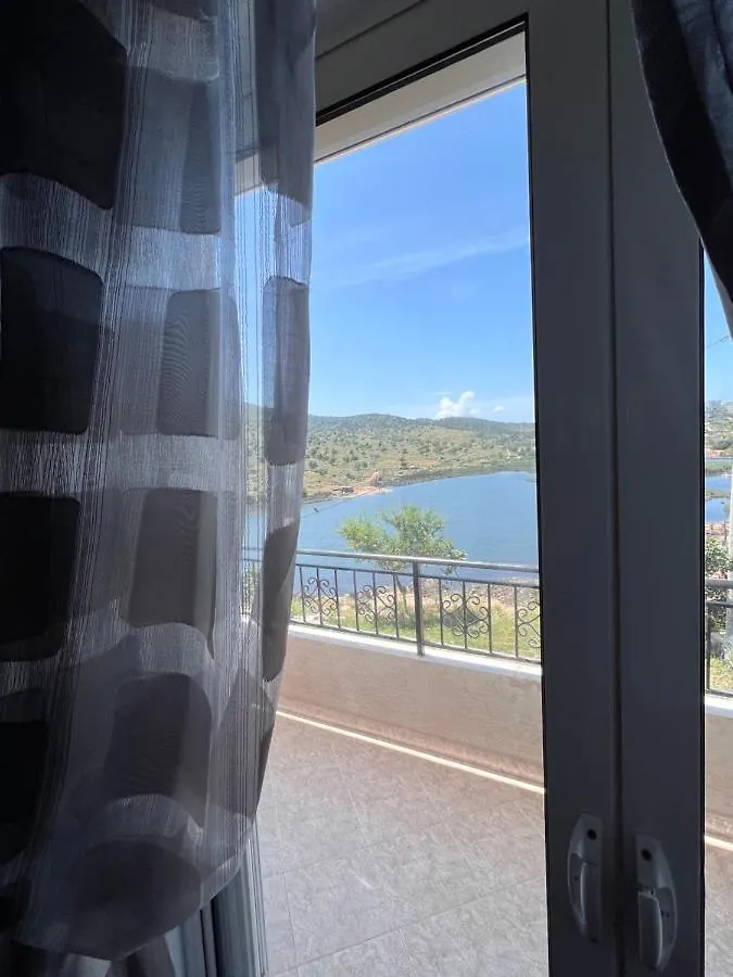 Apartment Vila Flavin 1 Ksamil