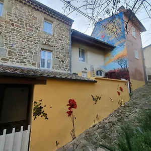 https://villa-bensylv.hotels-rhonealpes.com